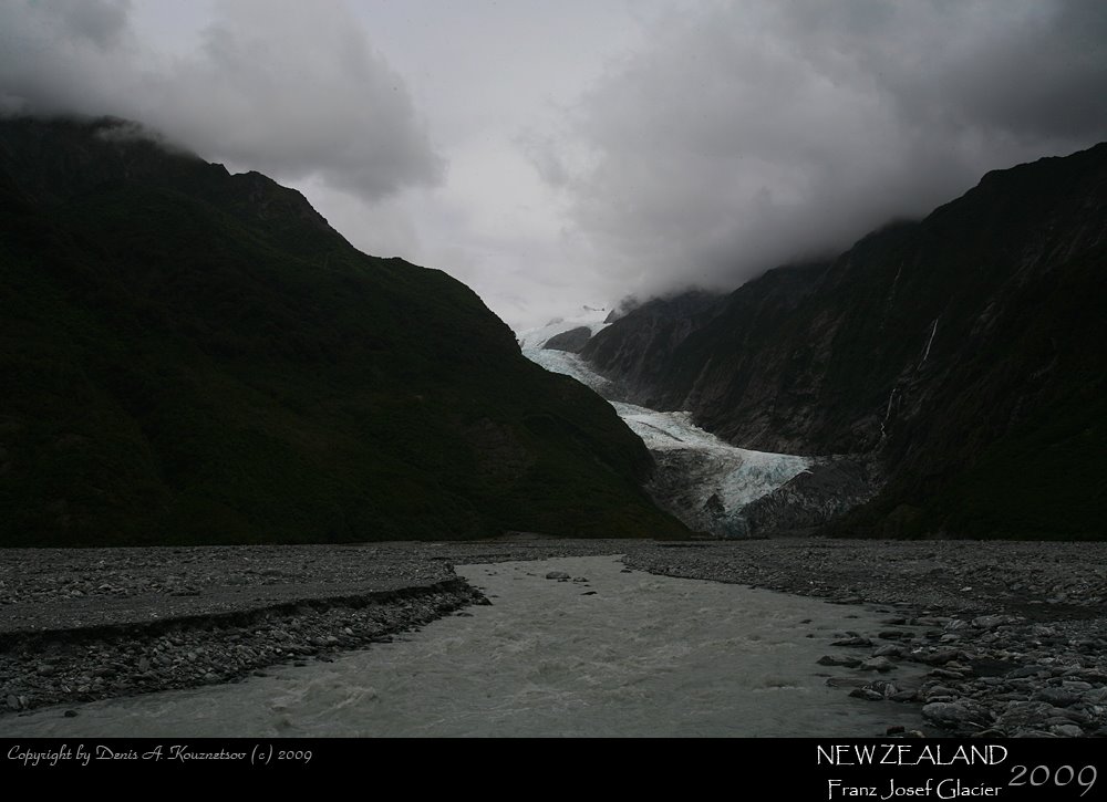 Franz Josef Glacier by dkouznetsov