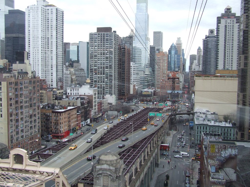 Queensboro Bridge - 2009/12/02 by Przemek Kanadys