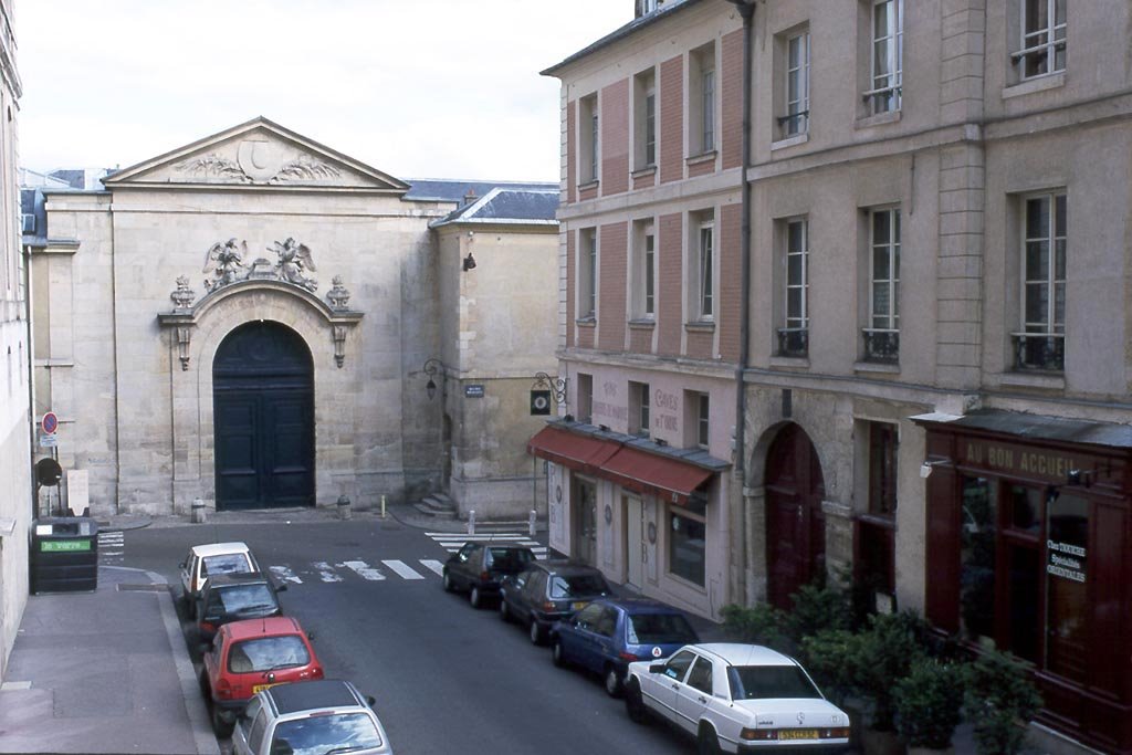 Entrée du couvent des Récollets by jalmadie