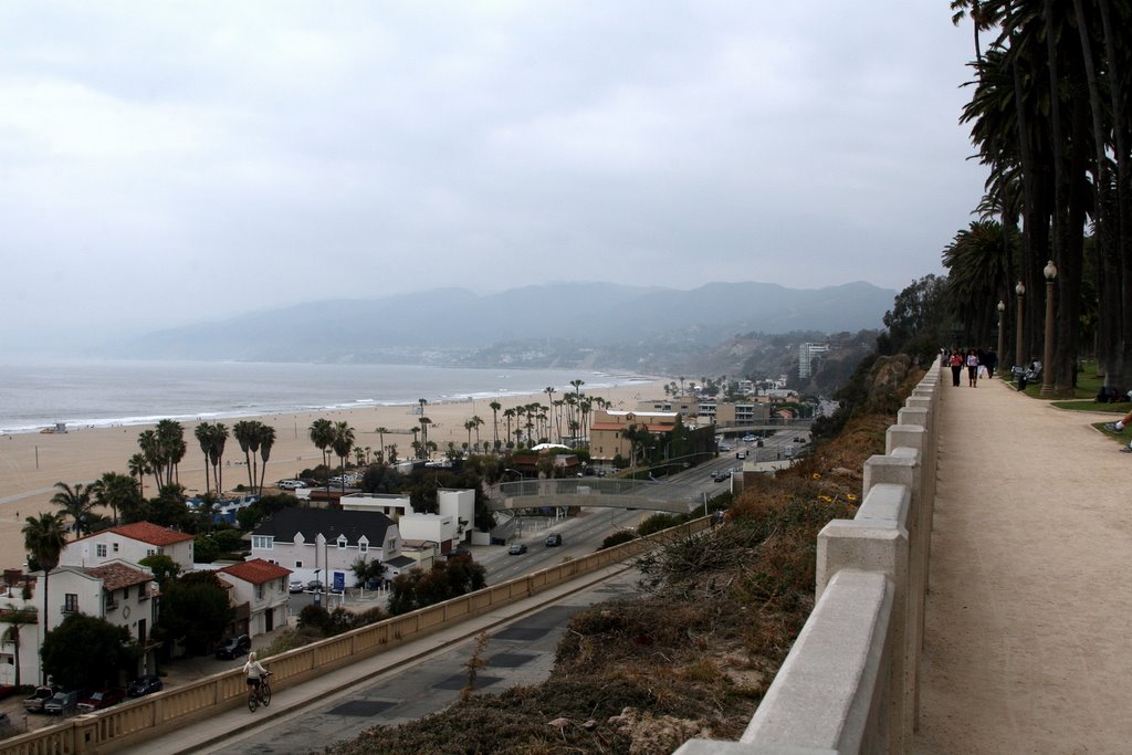 Santa Monica, Ca. by alek solo