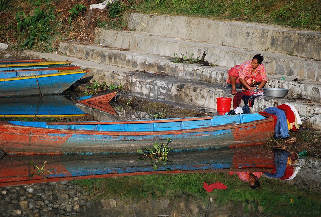 (messi 08) Phewa Lake – morning laundry [270°] by ©polytropos