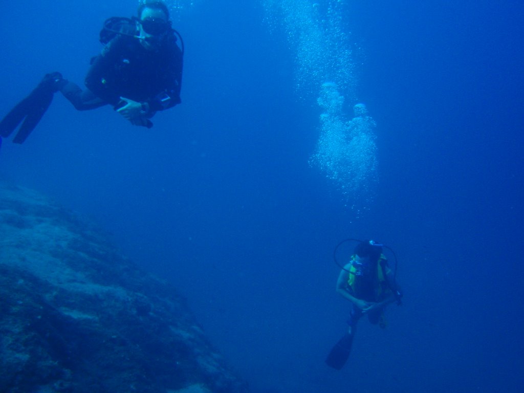 Dolphin Hotel - Chalkidites Scuba Diving Center by Andreas Chatziioakim…