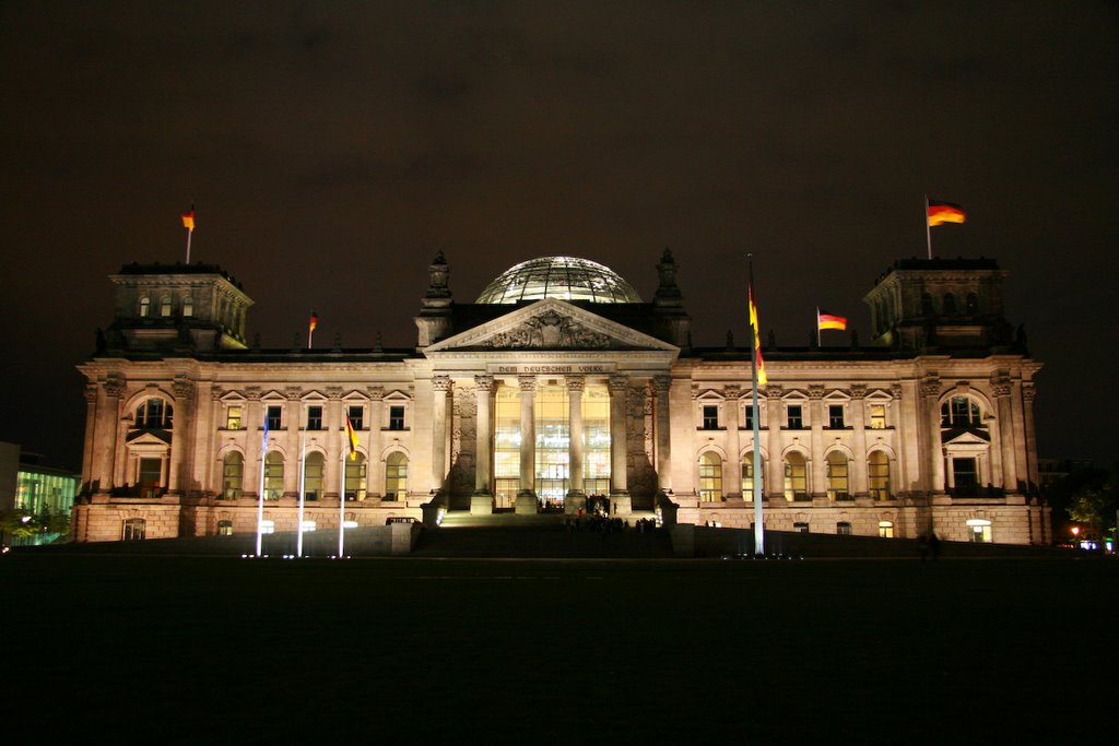 Bundestag nocą by maribea