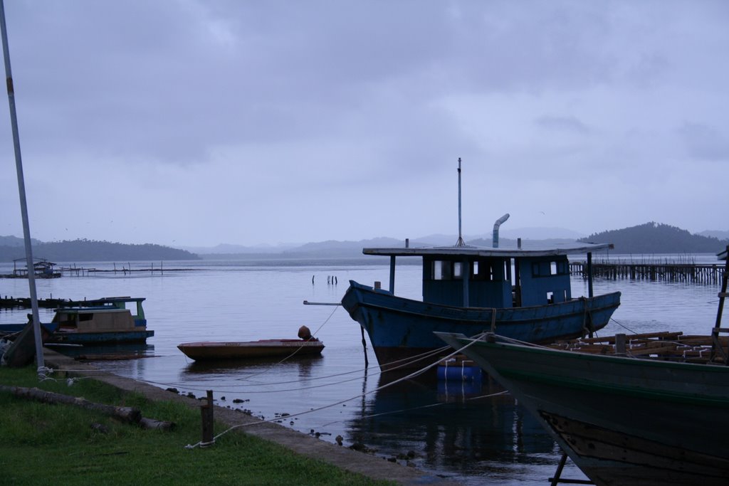 Fishing Boat, Kudat by worldwidewil