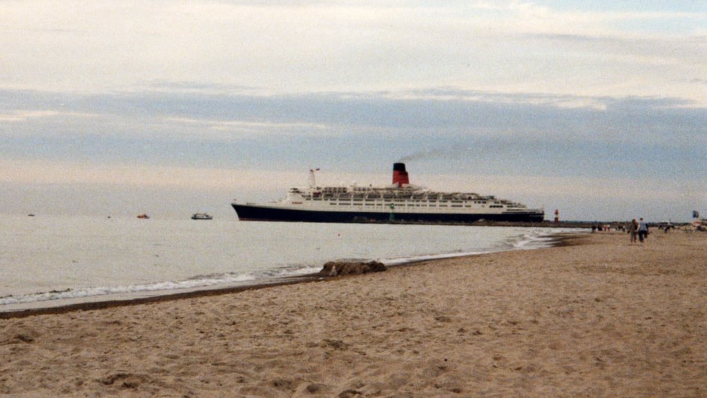 HMS "Queen Elizabeth 2" - 2004 by Kirk Parczyk