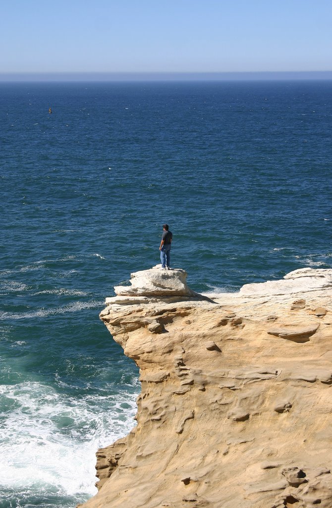 Cape Kiwanda Point by deandn