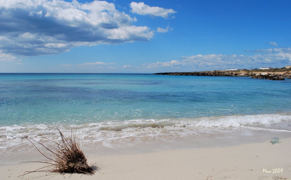 Italy Taranto by Max Perrini