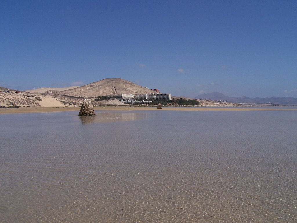 Pájara, Las Palmas, Spain by Huiuiuivogel