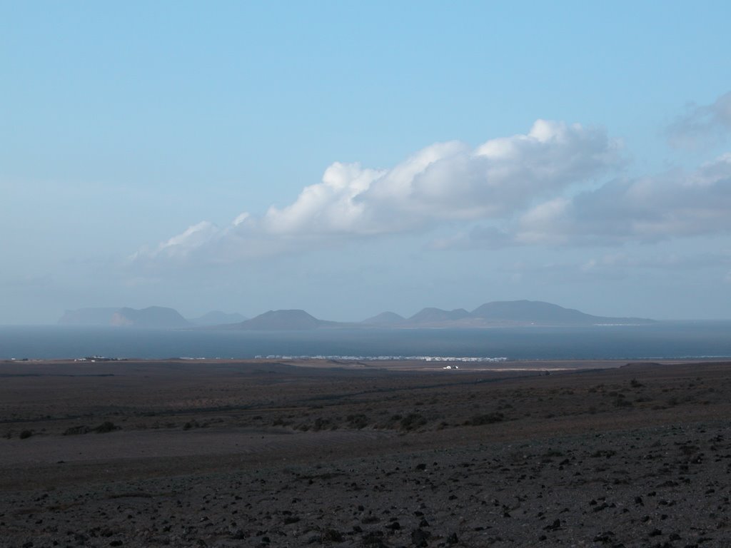 View of Graciosa from Famara road by patrickbrugnoni