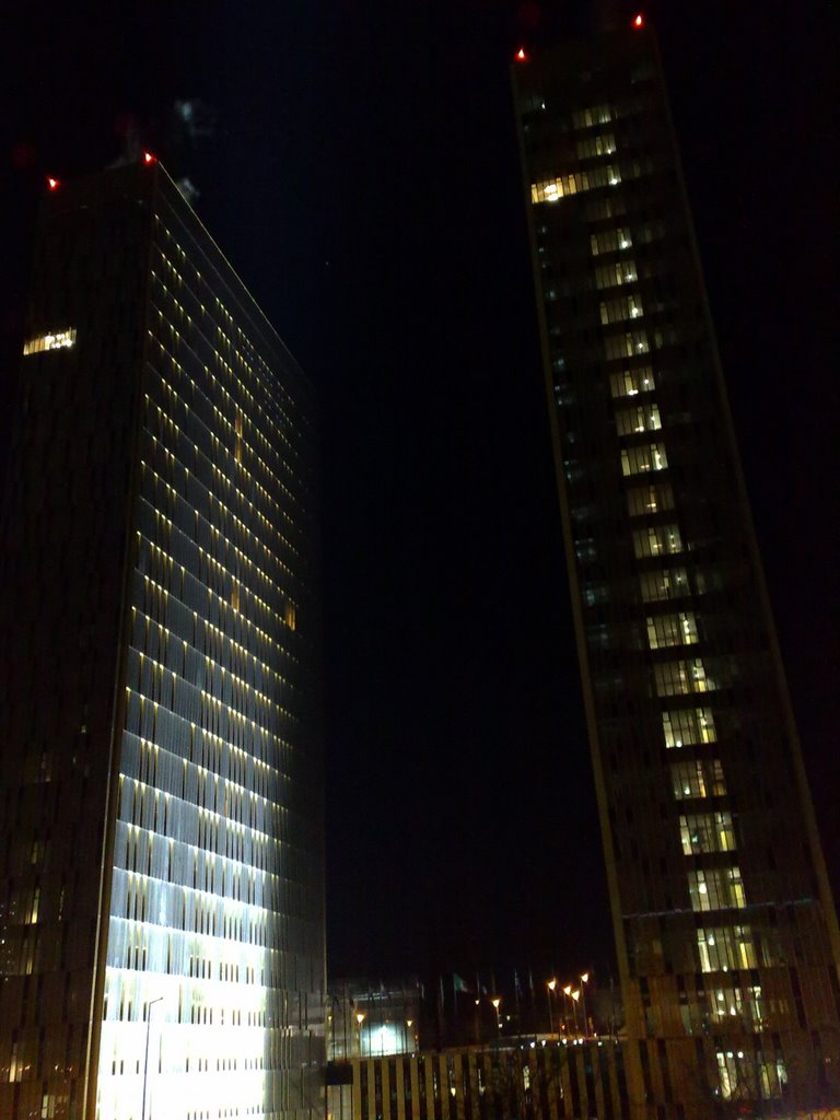 Luxembourg's "twin towers", Kirchberg, by night by vetmike25