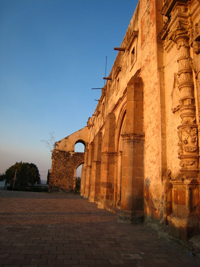 Convento de Yuriria 2 by Fernando Lozano