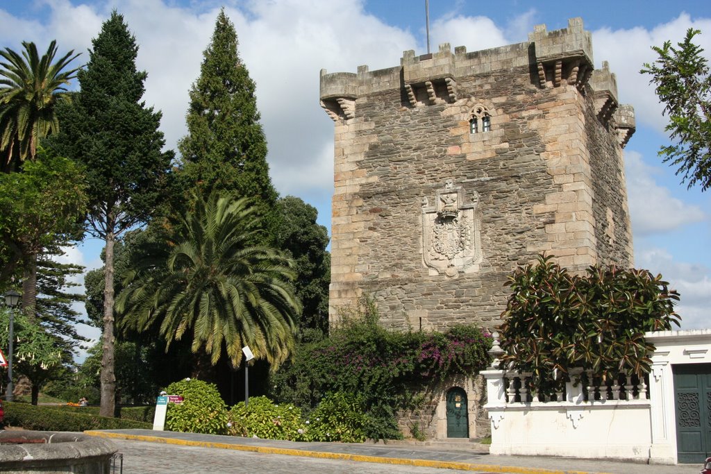 Torre dos Andrade - Pontedeume. by maleiro