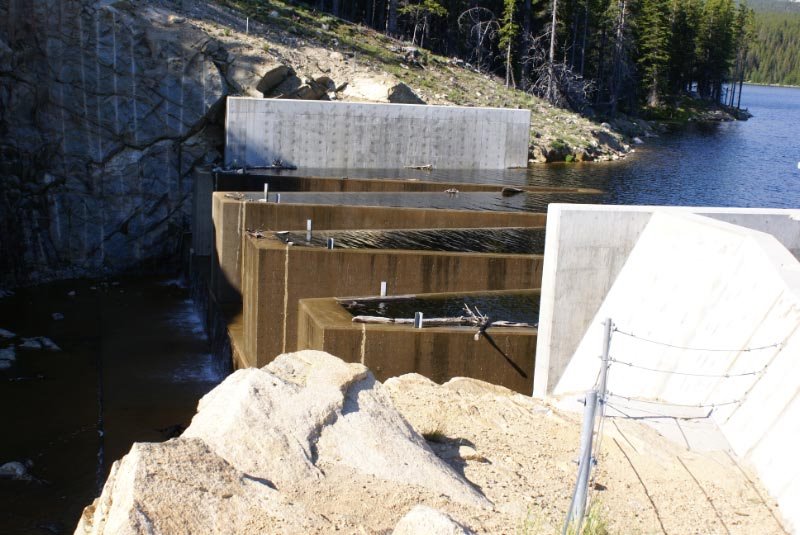 Dam spillway at upper Twin Lake by needarealname