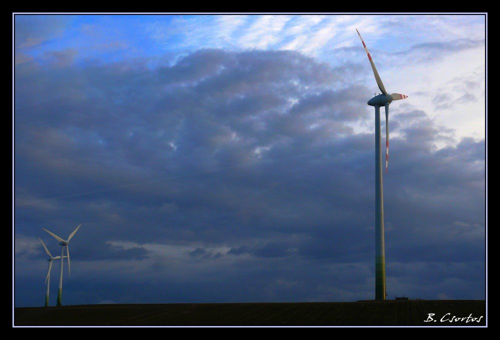 Szélerőmű / wind power plant by B.Csortos