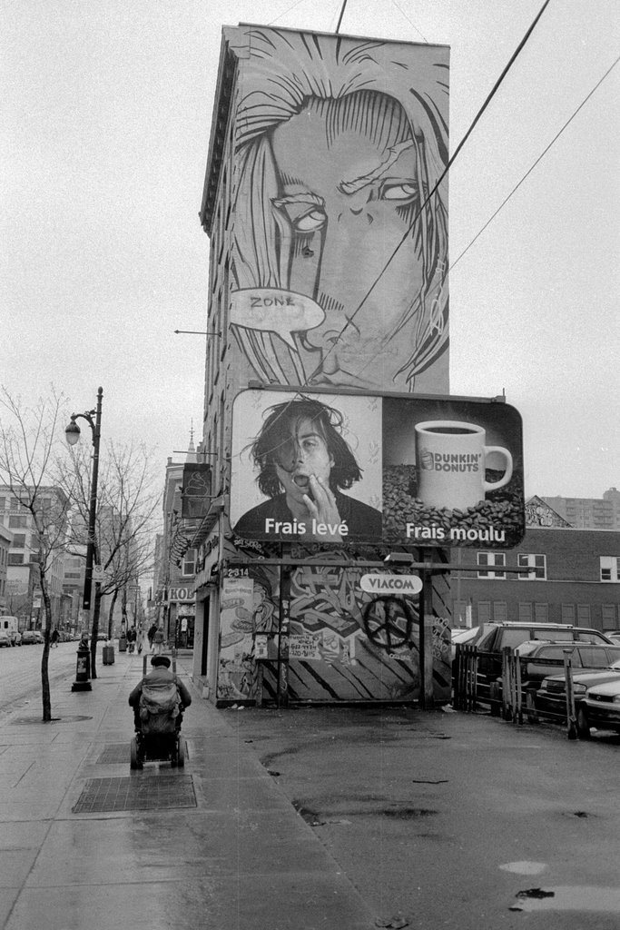 Rue Ste- Catherine Est Montréal by Olivier Pulinckx