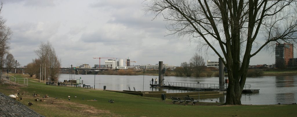 Venlo | Stadspanorama vanuit Blerick by jos5508