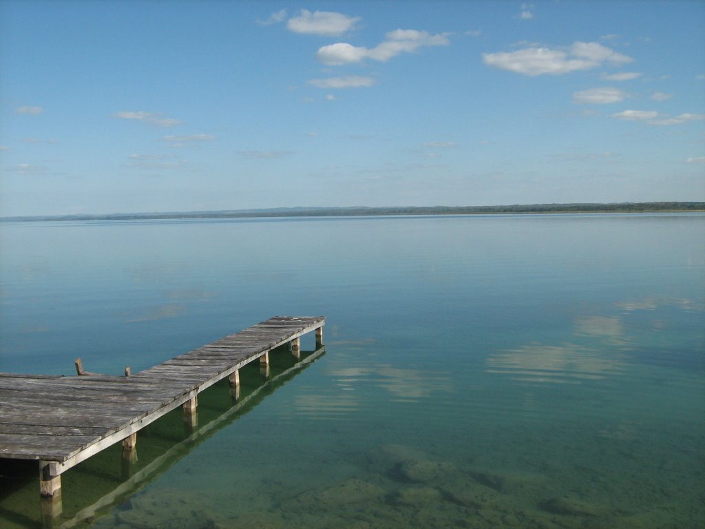 Jetty in Paraiso Maya Hotel by Luigerbo