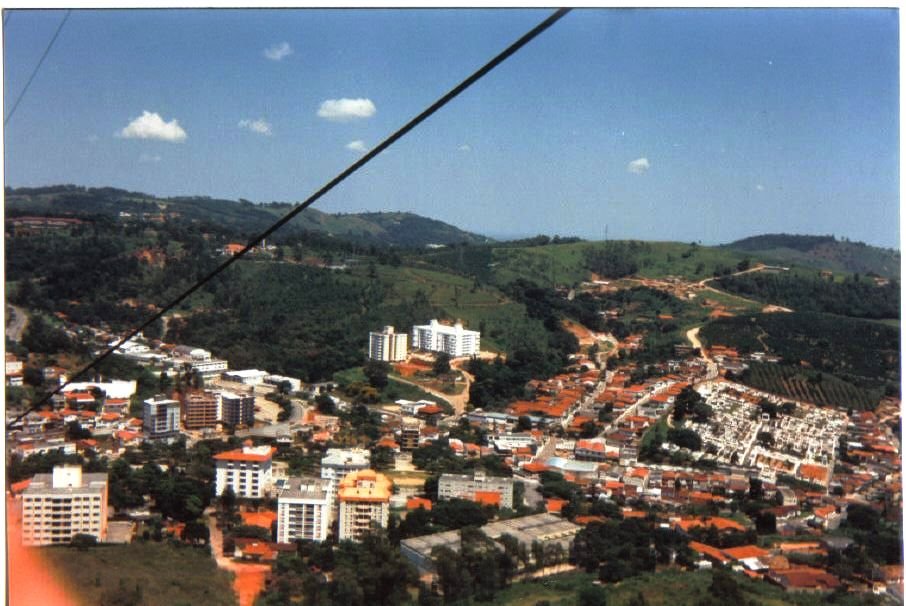 Vista parcial de Serra Negra sp f2 -Foto:Luciano Rizzieri by Luciano Rizzieri