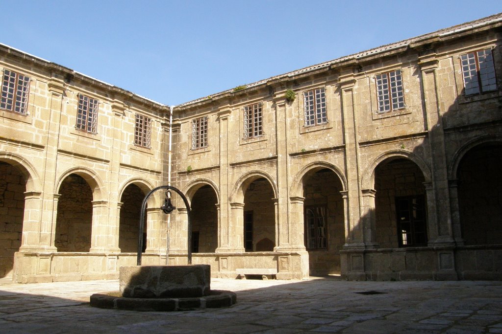 Claustro do mosteiro by jose manuel rodrigue…