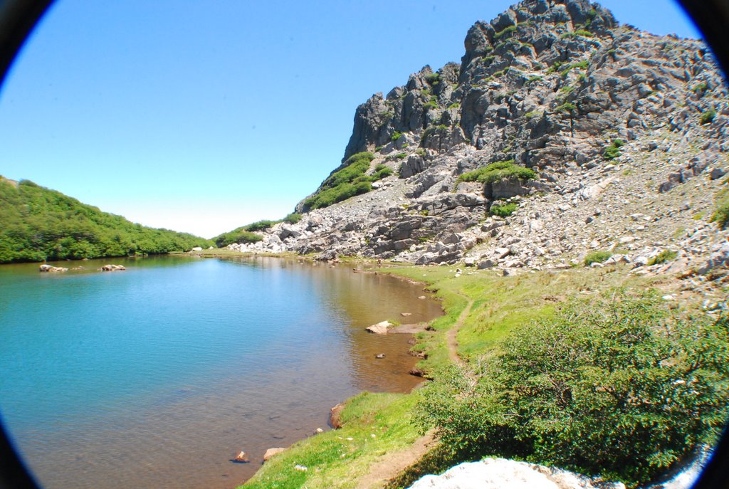 Laguna El Huemul by Chechar