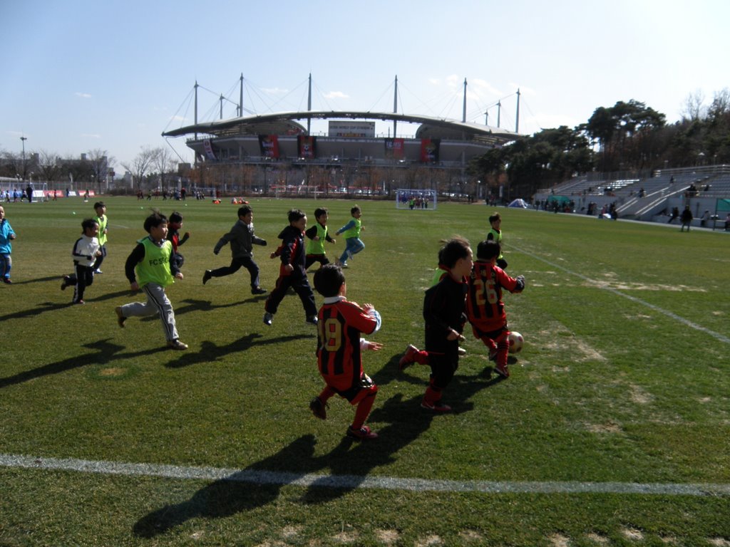 FC Seoul Kids by stephan Seo