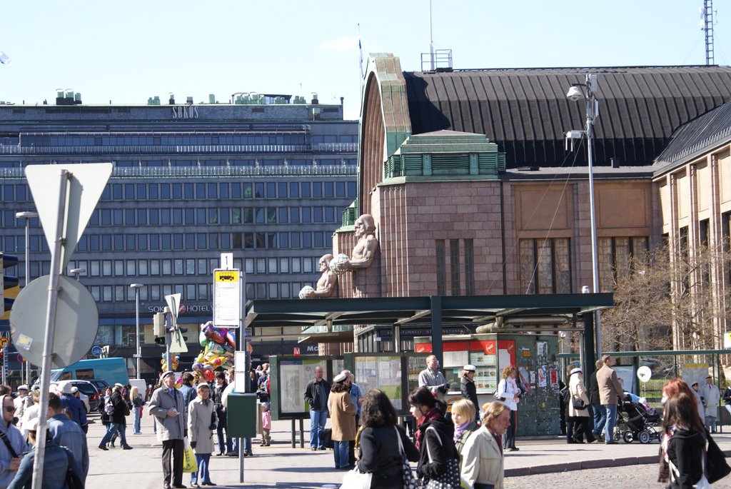 Central railway station by MadMarx