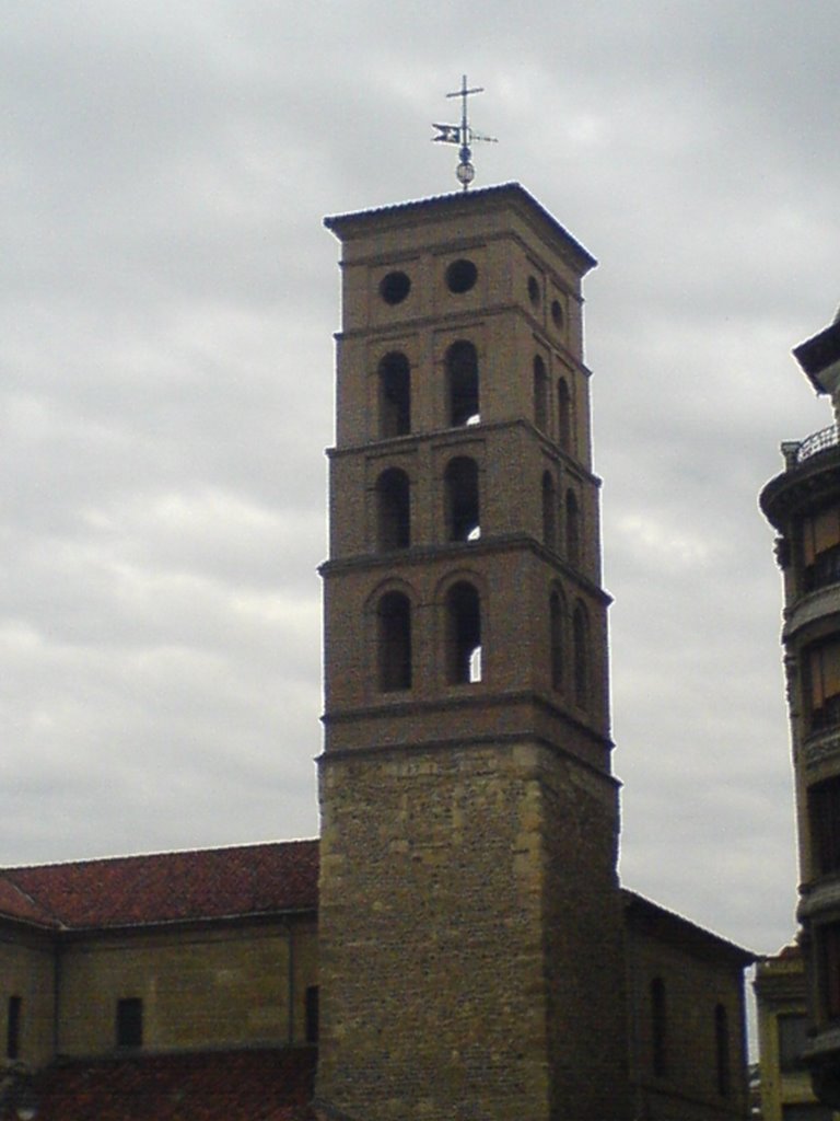 Torre Iglesia San Marcelo by edhunter