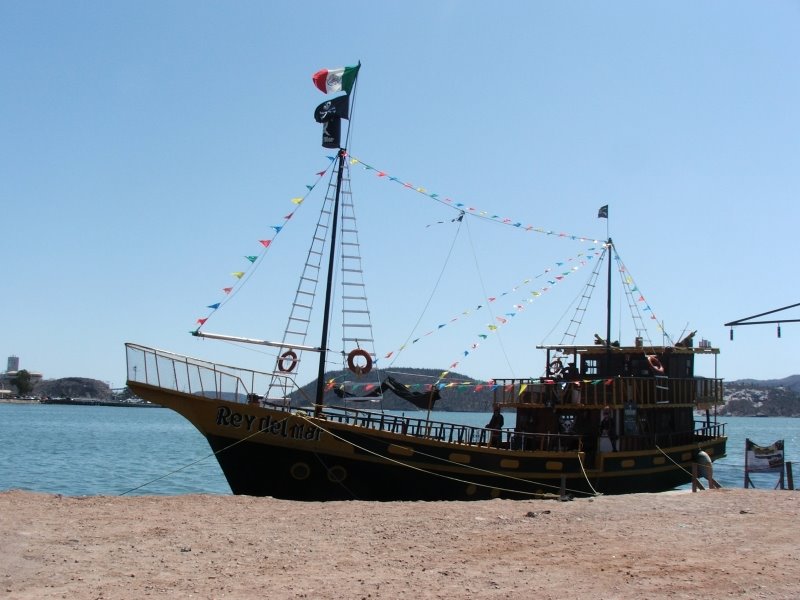 El Rey del Mar en Guaymas by jasalomon