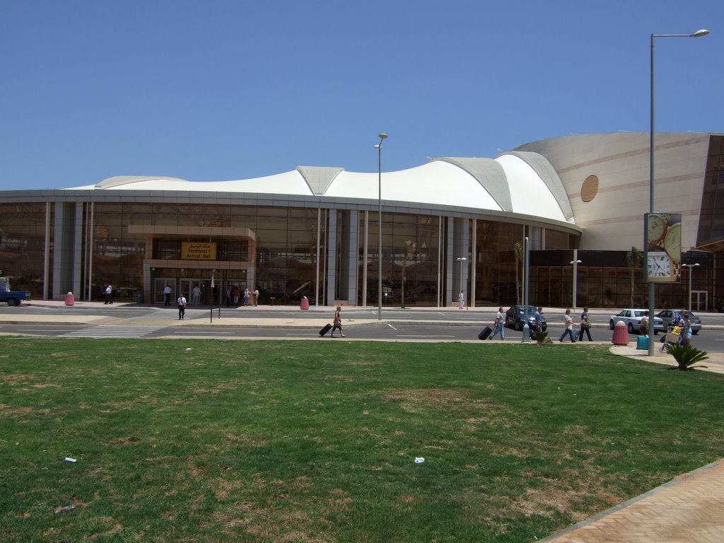 Sharm El Sheikh airport terminal by adam79