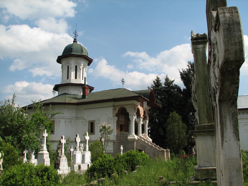 Bisericuta din cimitirul manastirii cernica 1904 by lbinic