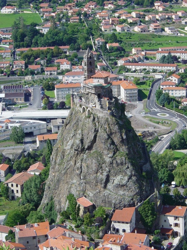 Chapel of St. Michel on top of the 'Needle' by dfeich