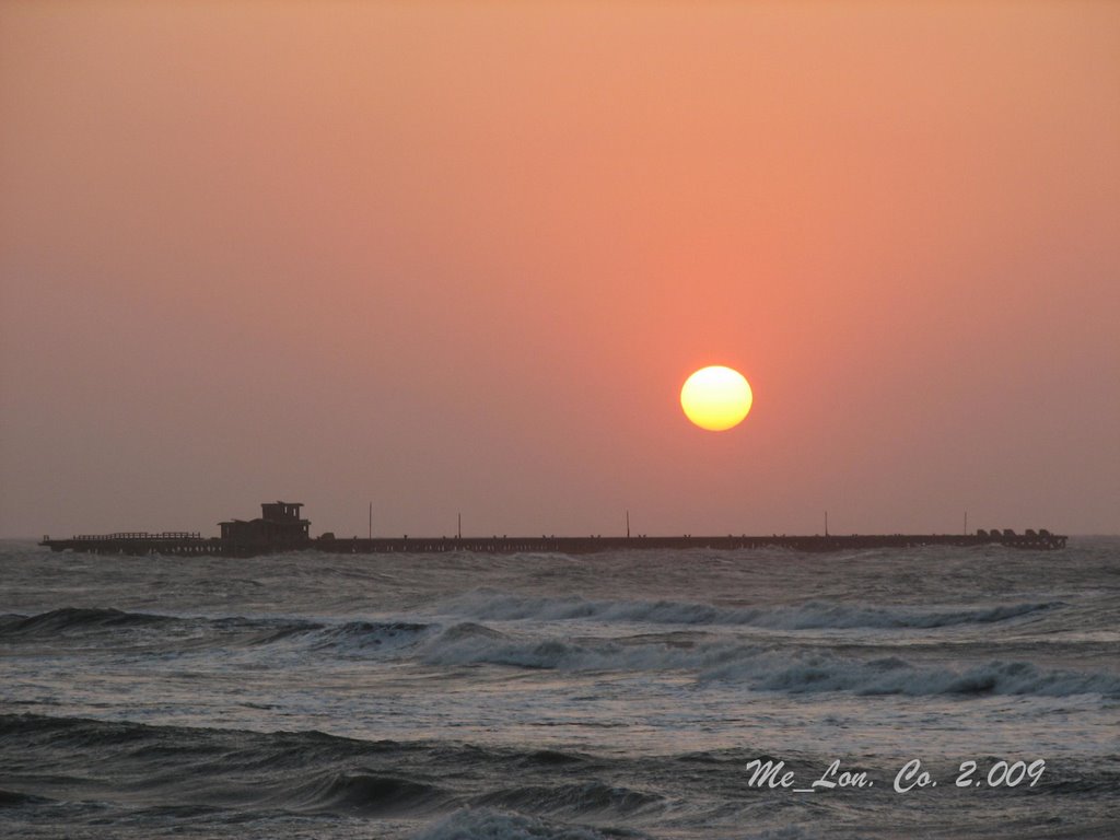 Pedazo de Muelle - Puerto Colombia. by Ed. Me. Mo.