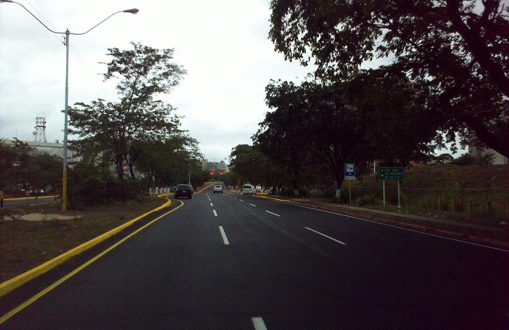 Avenida Las Americas by Urbe Noticias