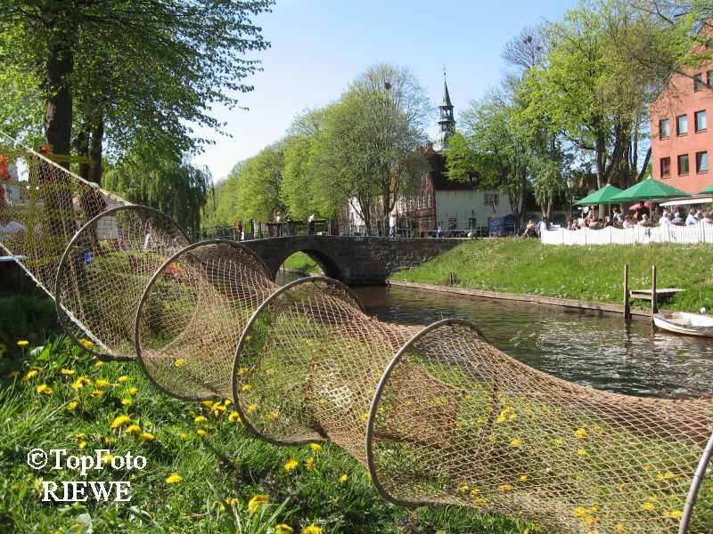 *FRIEDRICHSTADT, Am Mittelburgwall by TipFoto