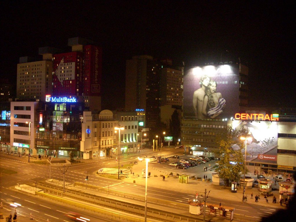 Łódź by night – widok na Central by jaareek