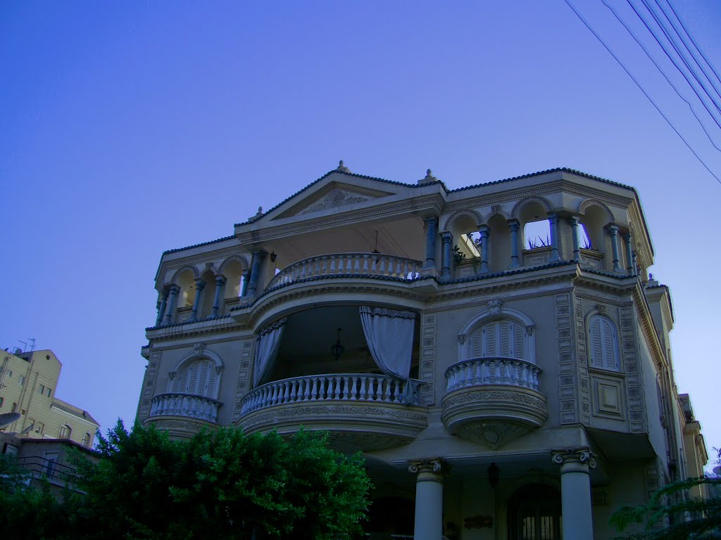 Villa in Heliopolis, Cairo, Egypt by Magdy Tanious