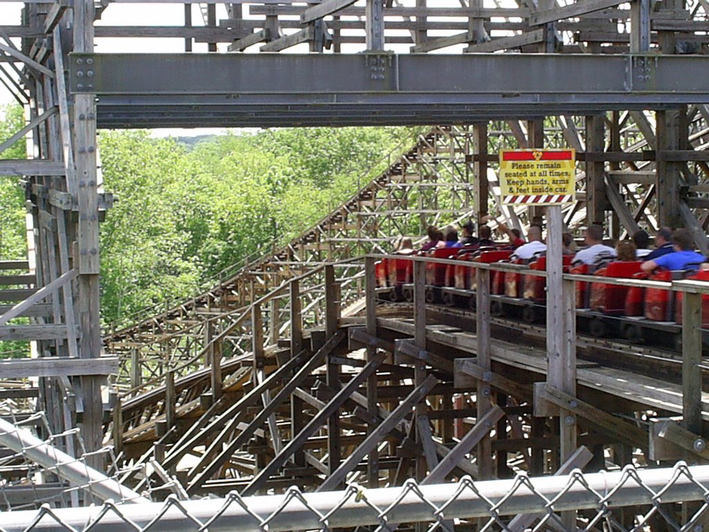 SOB new trains 2008 (from Hurricane in The Pavillion, Myrtle Beach) by RAVEN I