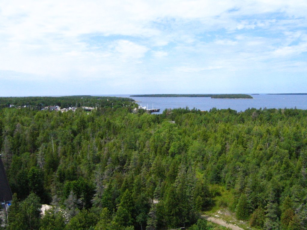 Tobermory Look out Tower by dvrbrenda