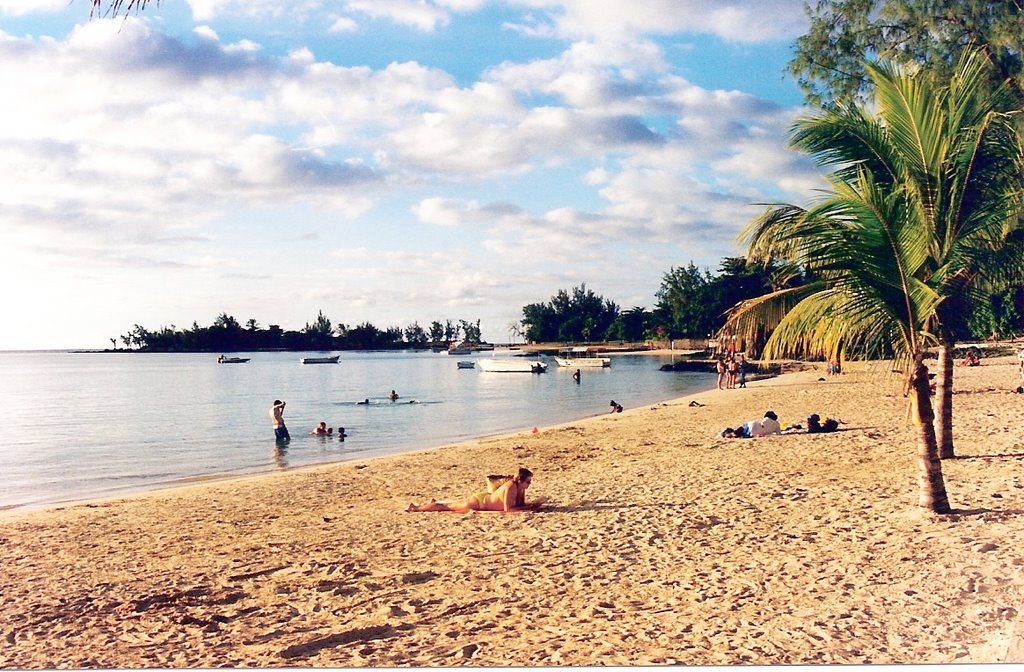 Photoscan: At Pèreybére - famed as Mauritius's best beach by Hazel Coetzee