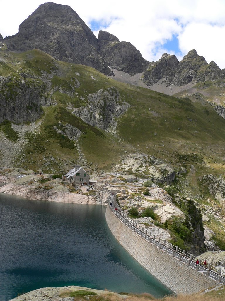 Presa de Artouste (Francia) by jose ramon rioja