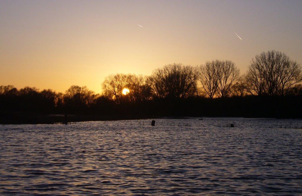 Sonnenuntergang an der Ohremündung by marti40