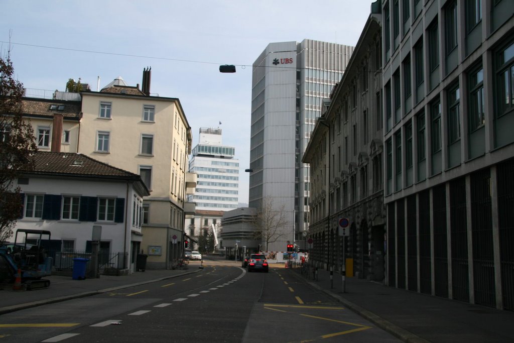 Branschenkestrasse Richtung Selnaustrasse by Samuel Fausch