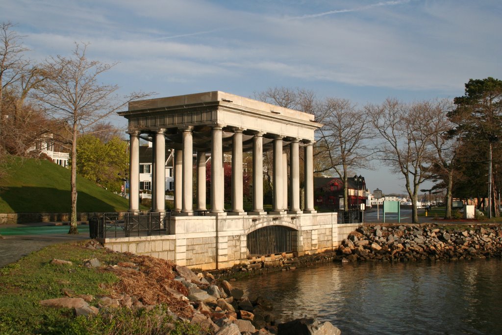 Plymouth Rock by Leif Bentzen