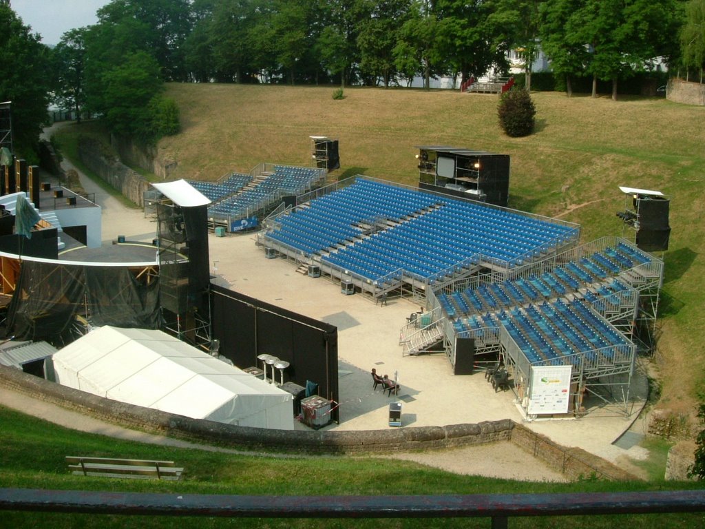 The Roman Amphitheater (Arena) in Treir 2005 by Greg Polaski