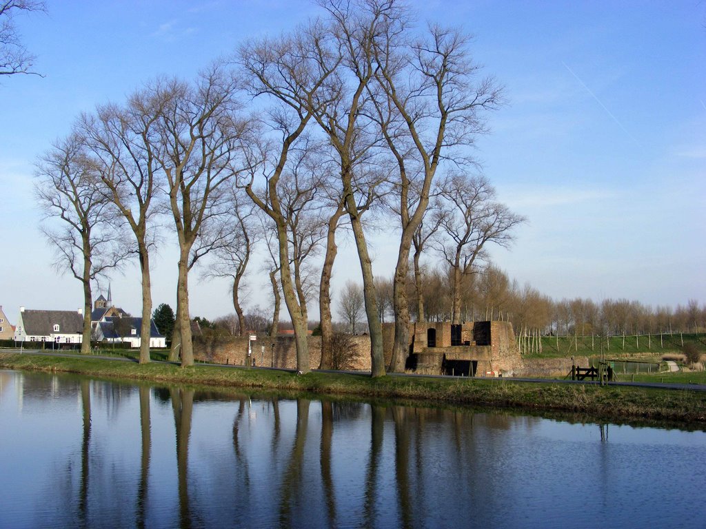 4524 Sluis, Netherlands by stefcolson