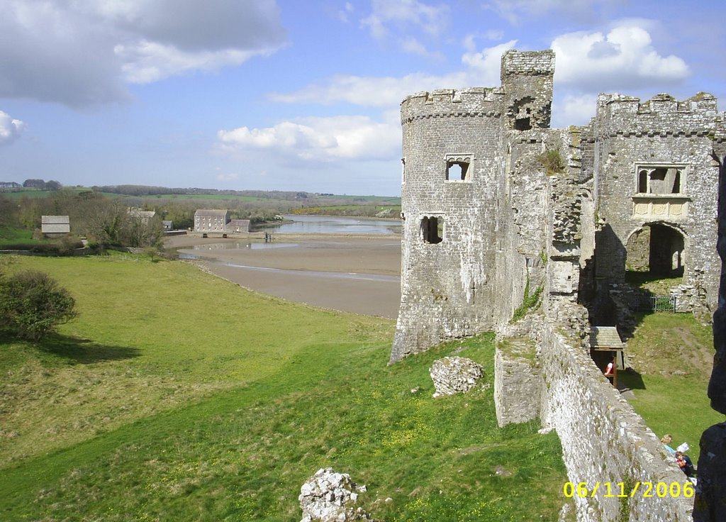 Carw Castle by paul1968