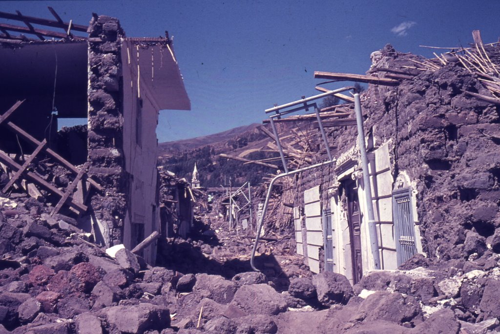 1970 Peru, earthquake -166 by Kischlat