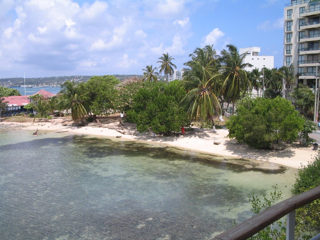 Playa en San Andres by Francisco Rojas