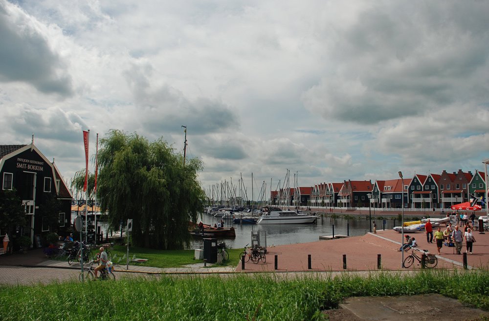 Volendam by Oleksandr Moroz (Frost)