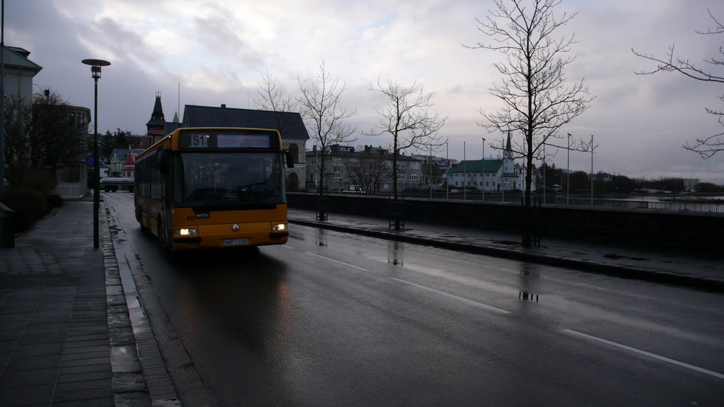 S1 fyrir sólarupprás by Strætó